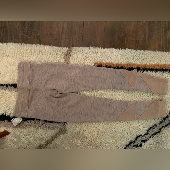 Free People FP Movement Kyoto High-Rise Ankle Legging in Mocha Taupe 
Size: XS - Picture 4 of 7